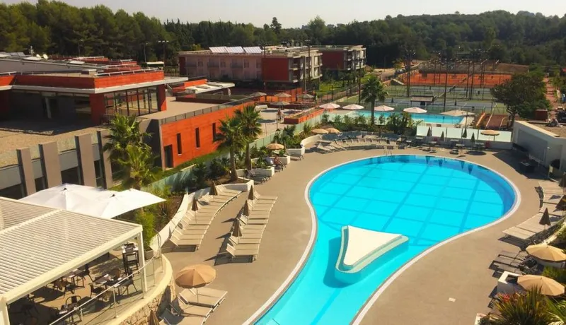 The World’s Best Tennis Resorts: Your Complete Travel Guide