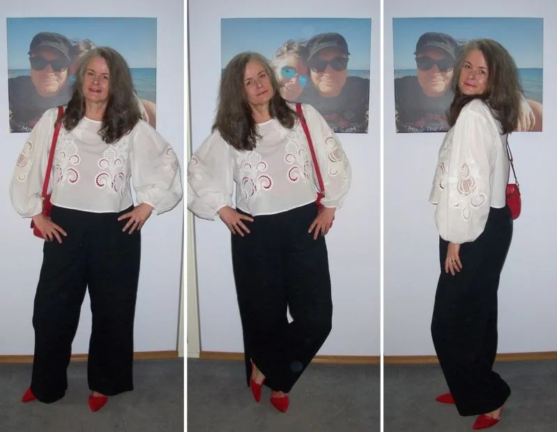 [Tall Fashion] Kurzbluse mit Ballonärmeln und Englischer Stickerei zu schwarzen Leinenhose und Lace-Up-Ballerinas