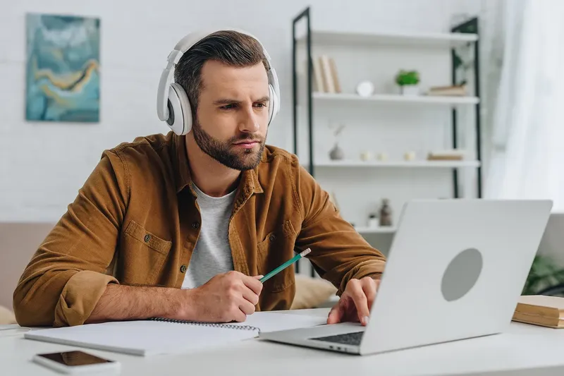 Die besten Nebenjobs im Internet: Online-Deutschlehrer/-in