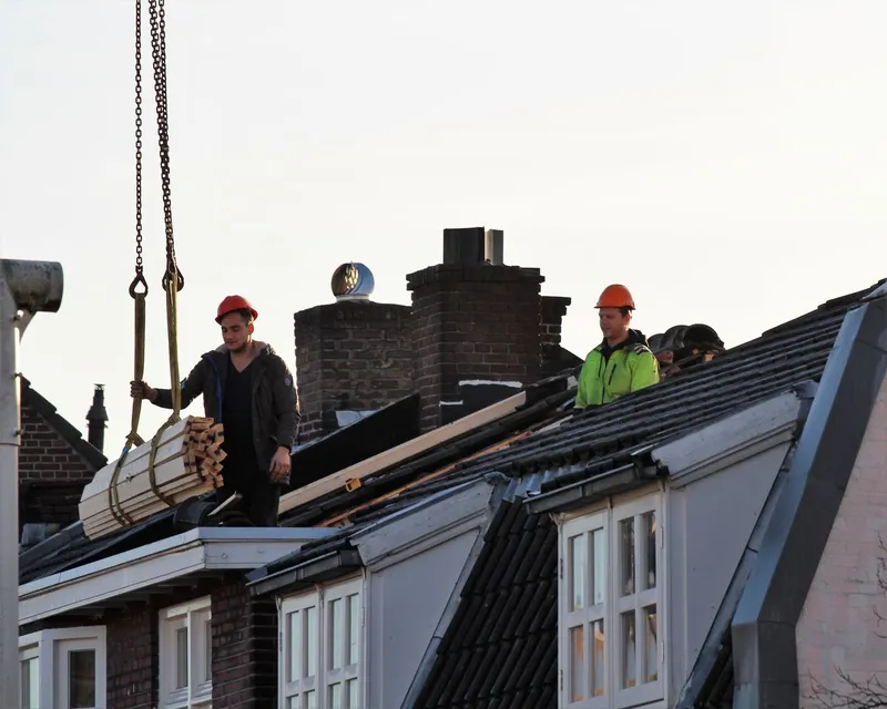 Tips voor het herkennen en voorkomen van daklekkages