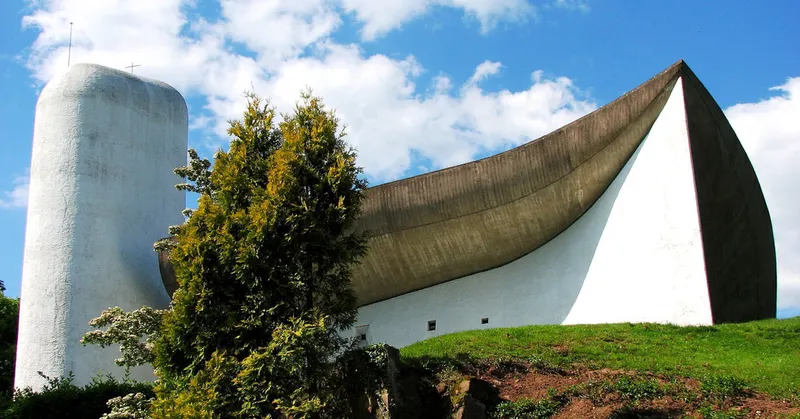 Ronchamp - Kapelle Notre-Dame-du-Haut von Le Corbusier