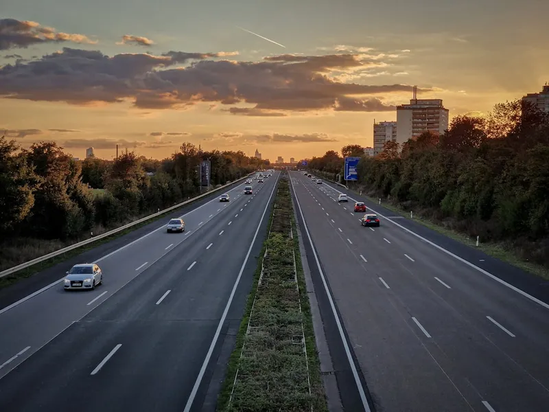 Rijden op de snelweg in Zweden: alles wat je moet weten