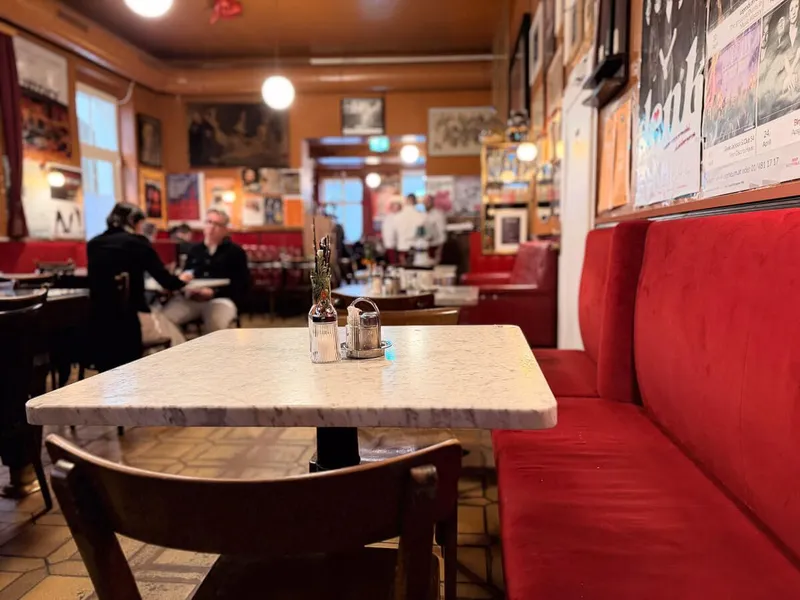Mit Schmäh und Patina: Die 13 besten Kaffeehäuser in Wien