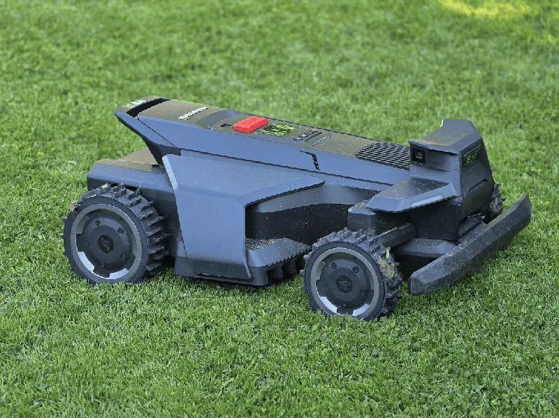 7 starke Navimow X4 Erfahrungen: Ist dieser riesige Mähroboter wirklich ein Garten-Biest?