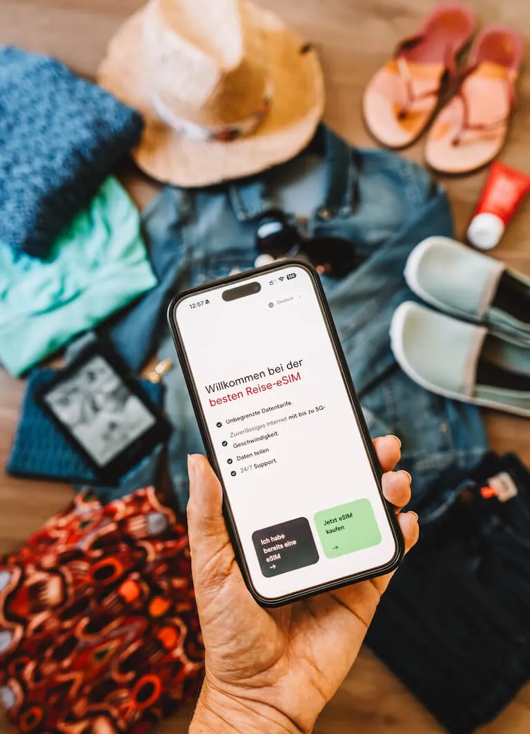 Holafly eSIM Erfahrungen: So hast du auf Reisen sofort Internet