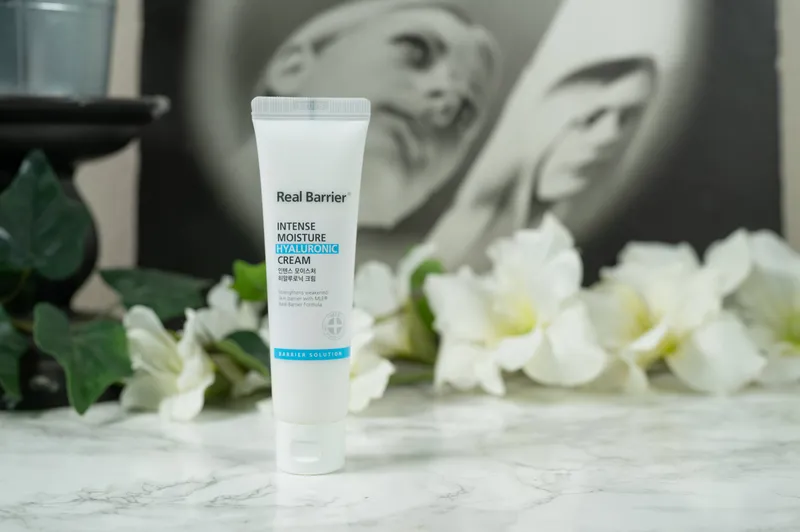 Real Barrier Intense Moisture Hyaluronic Cream Review: Ingredients, Barrier Repair & Real Results | Doctor Anne