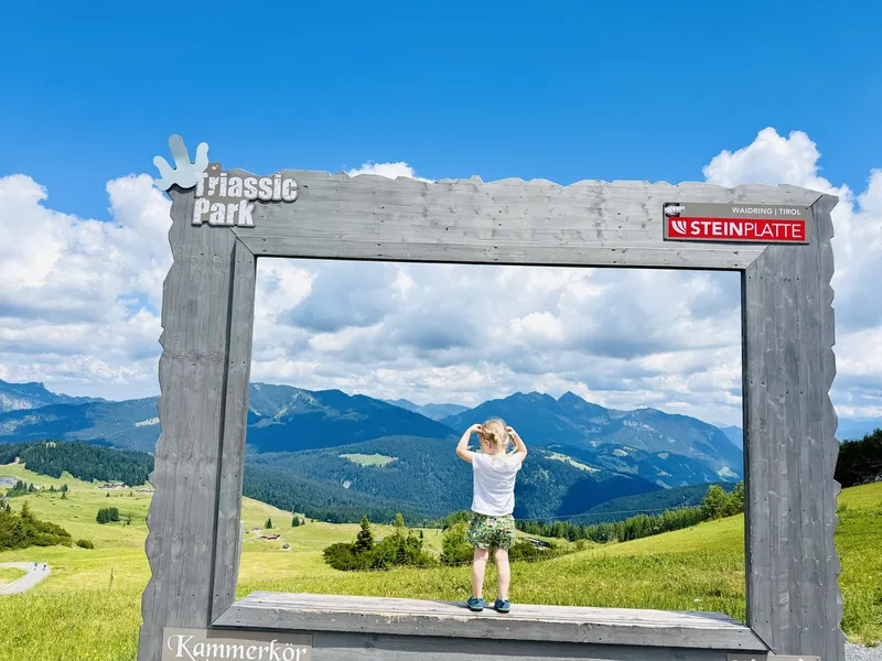 Triassic Park Steinplatte mit Kindern: Erfahrungen, Tipps & Infos für euren Familienausflug