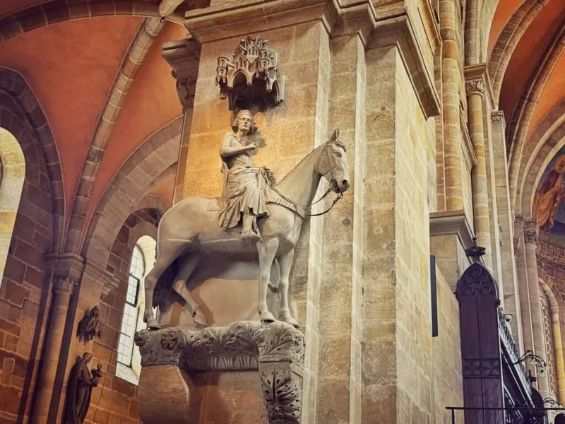 Der berühmte Bamberger Reiter im Dom