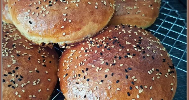 meine Homemade Burger Buns