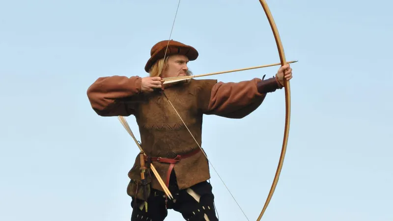 Langbogen: Die Renaissance des traditionellen Bogenschießens