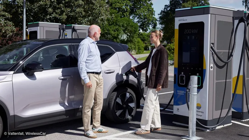 Laden ohne Karte oder App: Vattenfall und WirelessCar testen automatisches EV-Laden
