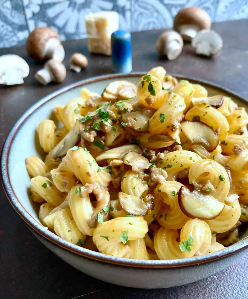 Pasta mit Champignonsauce