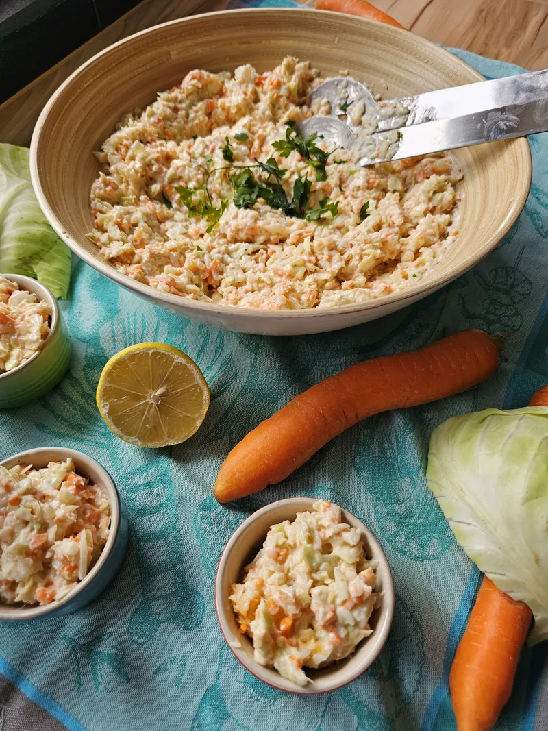 Coleslaw selber machen - das beste amerikanische Krautsalat-Rezept wie im Restaurant