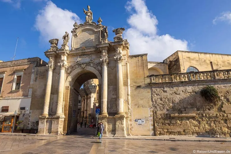 Lecce Sehenswürdigkeiten: Die goldene Barockperle des Südens