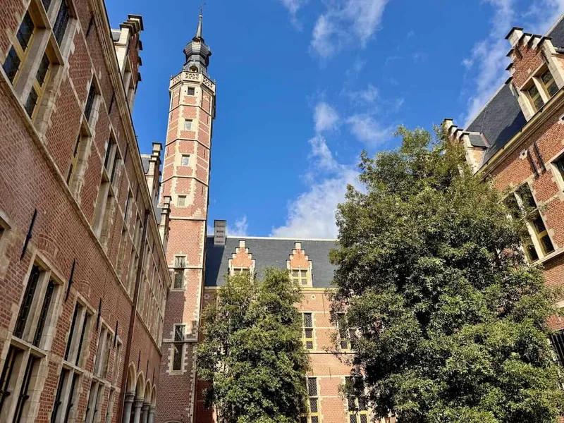 Die Burgunder in Mechelen: Besuch in der ehemaligen Hauptstadt der Niederlande
