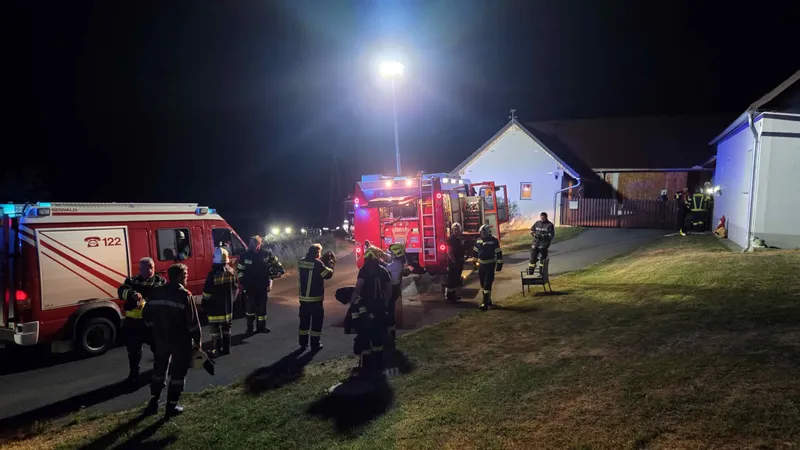 FF Mogersdorf-Ort: Alarmierung zum Küchenbrand