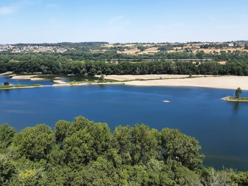 Die Loire unter Beobachtung