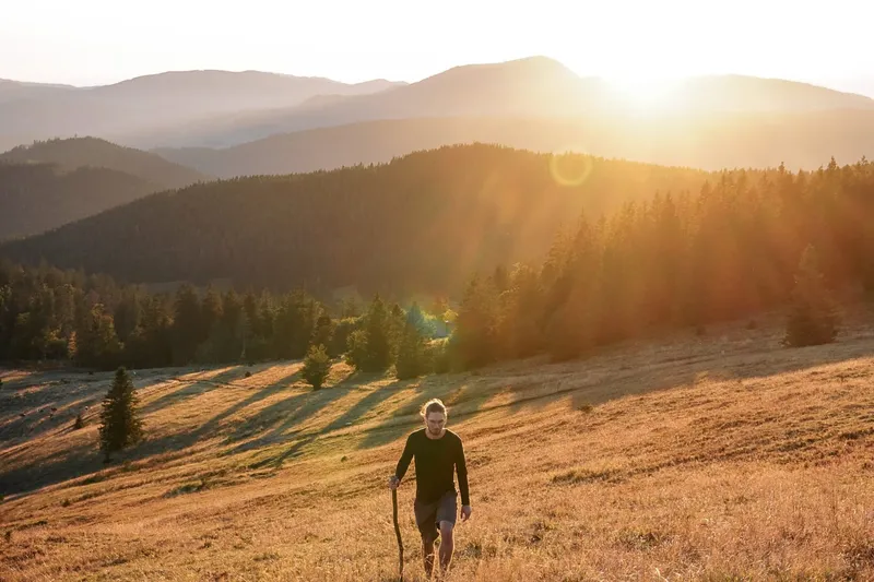 13 atmungsaktive Barfußschuhe zum Wandern im Sommer 2025