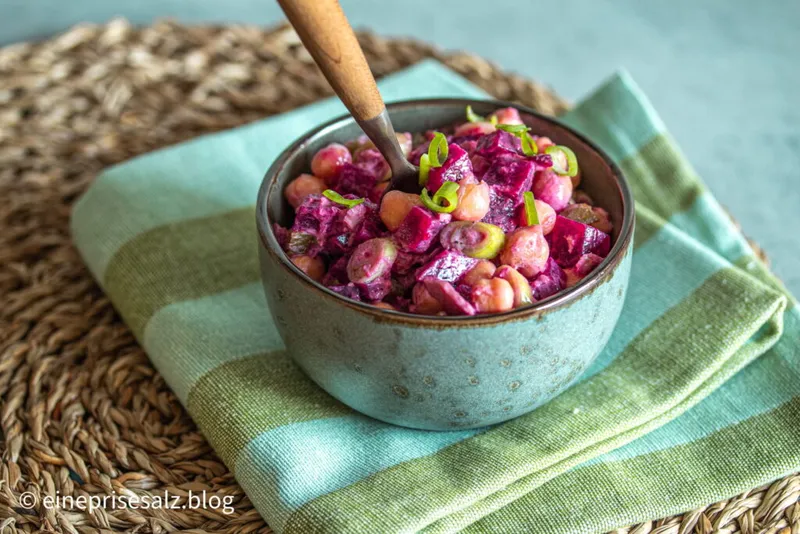 Rote Bete Salat mit Thunfisch – einfach und in 15 Minuten fertig