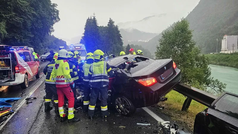 HFW Villach: Schwerer Verkehrsunfall mit 5 Verletzen