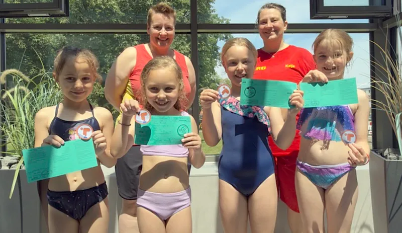 Schwimmabzeichentag der DLRG Sarstedt wird voller Erfolg