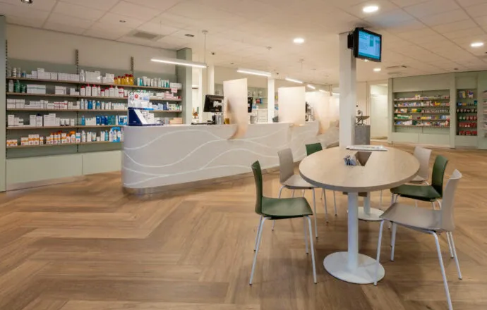 Maßgeschneiderte Apothekeneinrichtung für die Zukunft