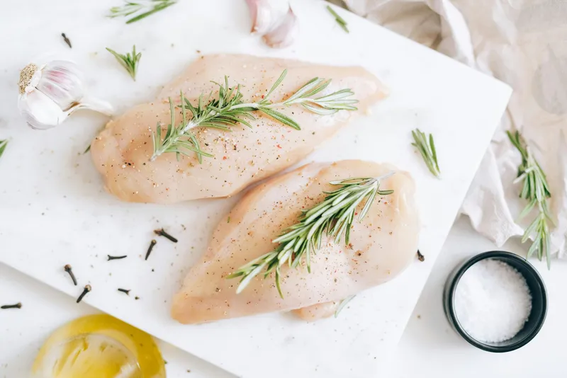 Low Carb Hähnchen Rezepte – Lecker und gesund abnehmen!