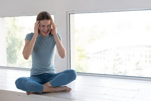 Warum minimalistische Wohnräume oft ein Lärmproblem haben