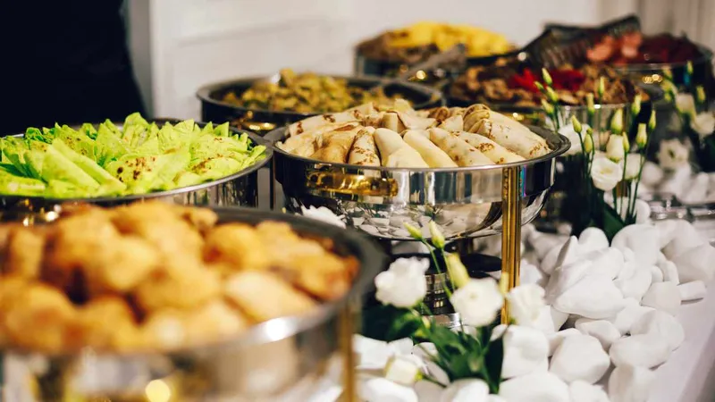 Catering Hamburg: Ihr Schlüssel zu einem unvergesslichen Event