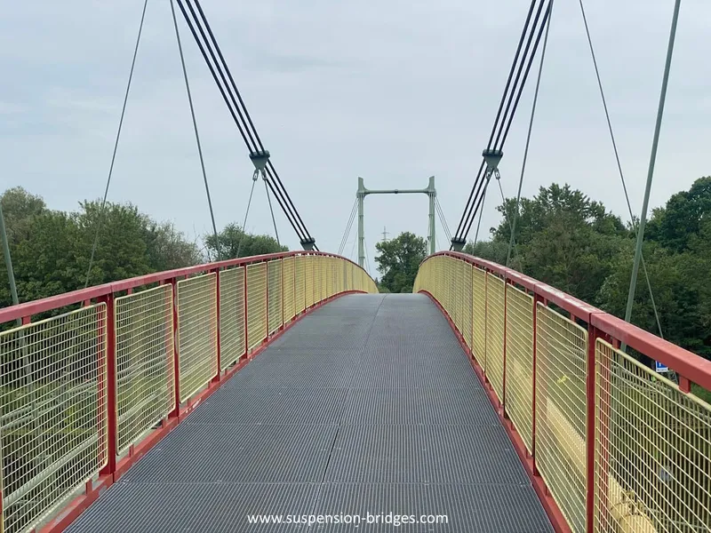 Hängende Elbebrücke nähe Prag (Tschechien) von 2000