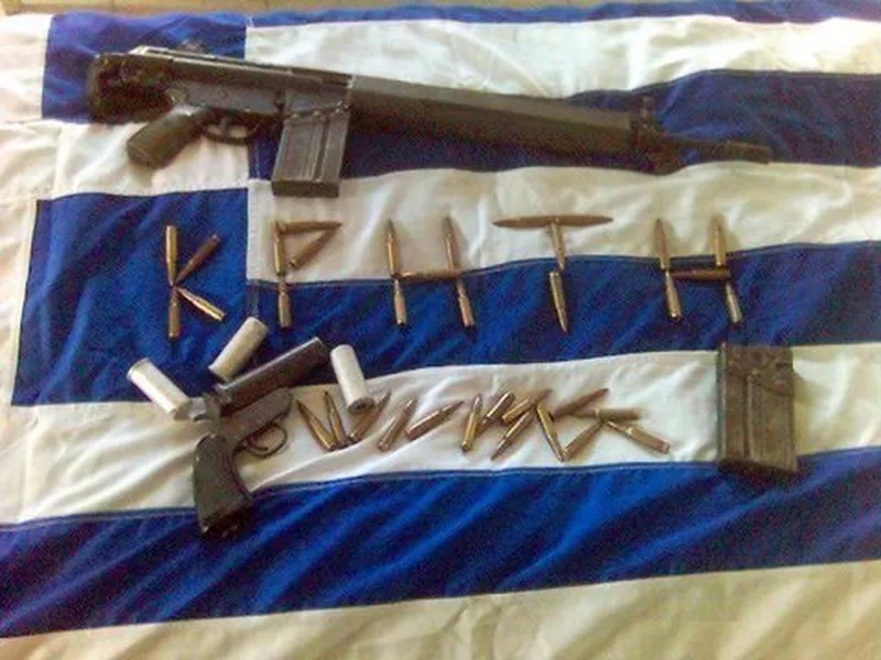 Tradition und Bräuche: Waffen auf Kreta.