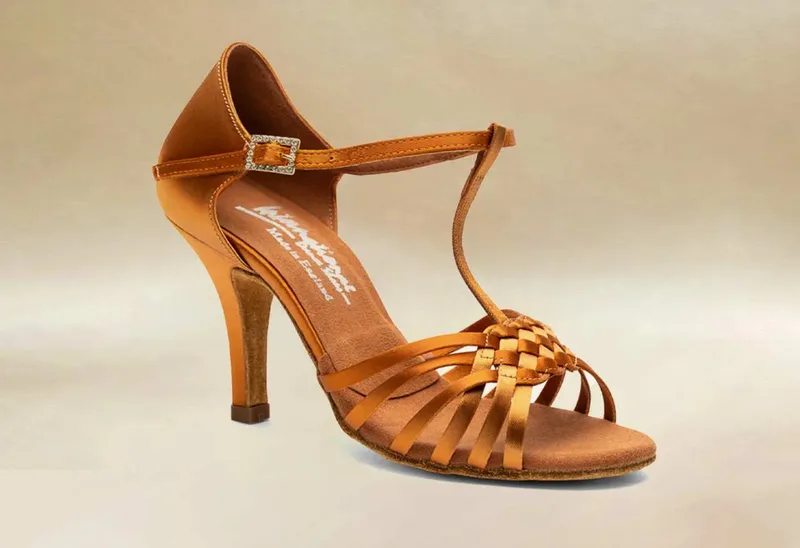 Alles, was man über Damen Tanzschuhe wissen muss