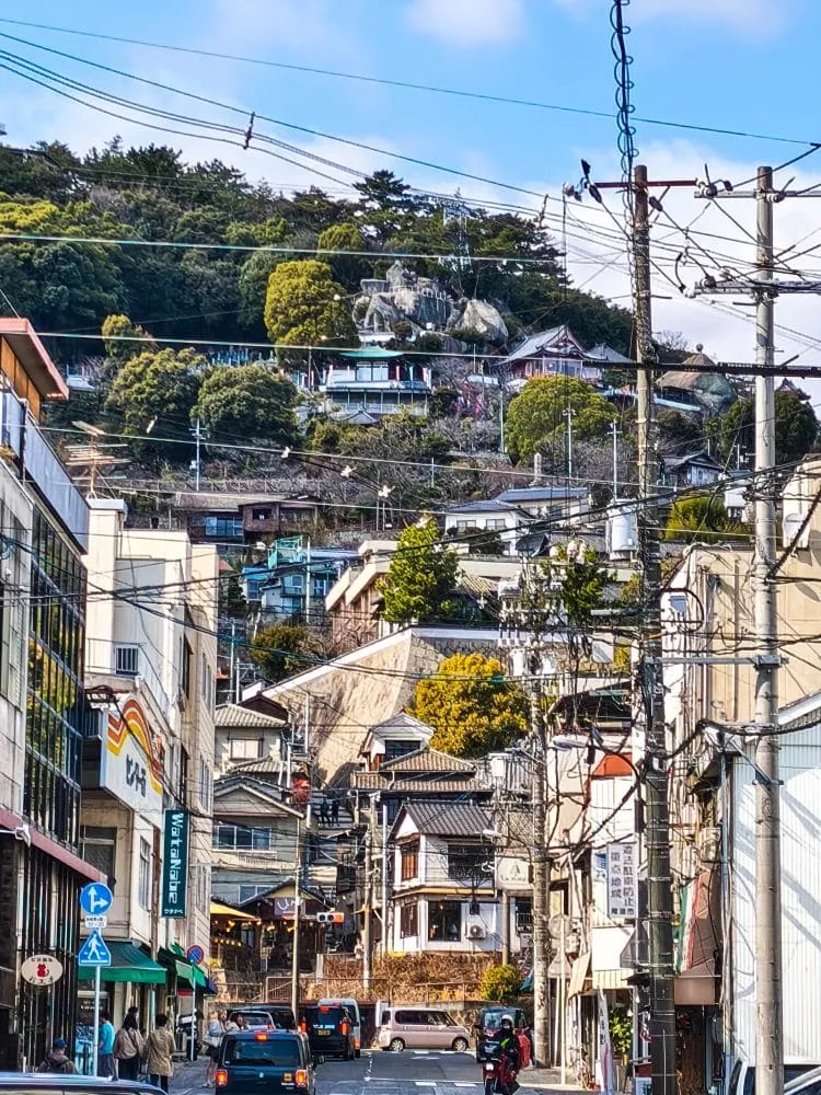 Onomichi: Japans charmante Hafenstadt voller Tempel und Katzen