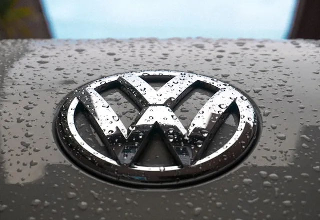 VW-App sperrt Custom-ROMs aus: Play Integrity als Grund