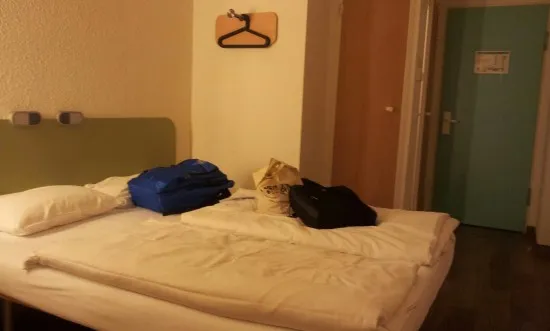 Die ersten Hostels sind besucht