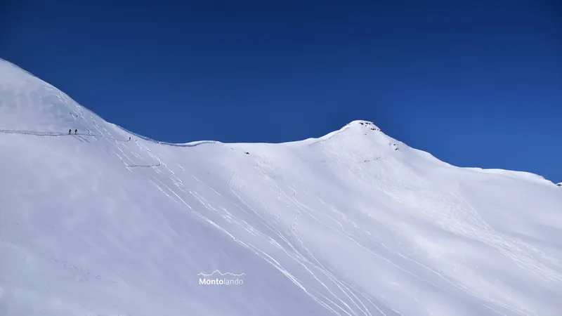 Schneeschuhtour zum Hüenerchopf
