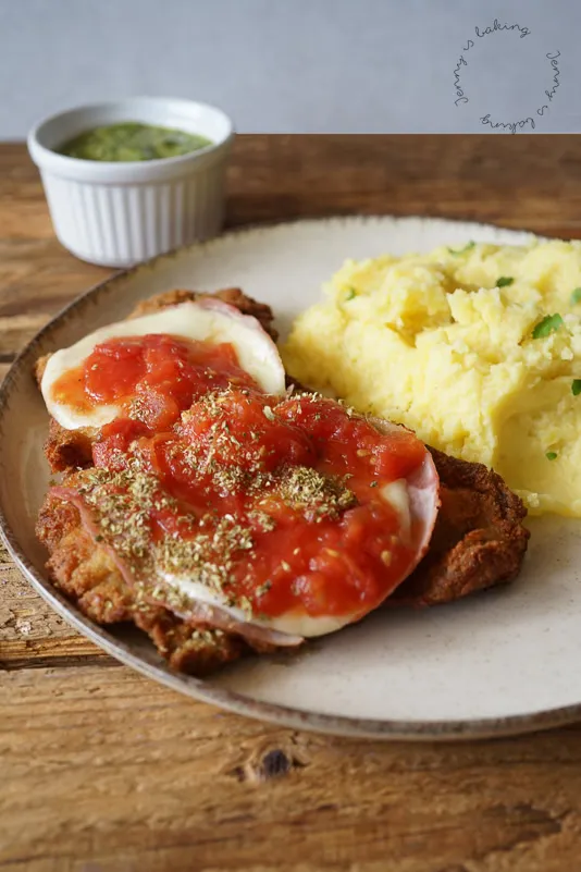 Milanesa napolitana aus Argentinien