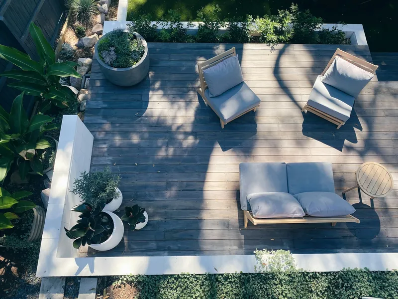 Het juiste lichtsnoer kiezen voor terras en pergola