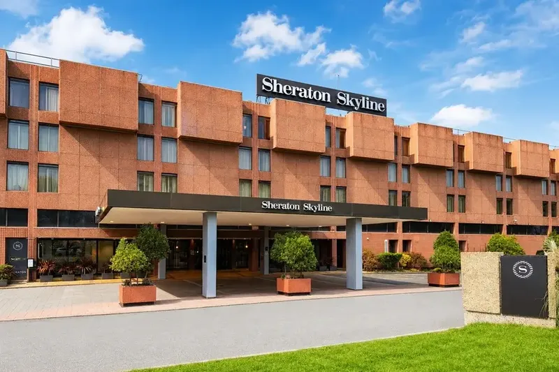 Sheraton Skyline Hotel London Heathrow