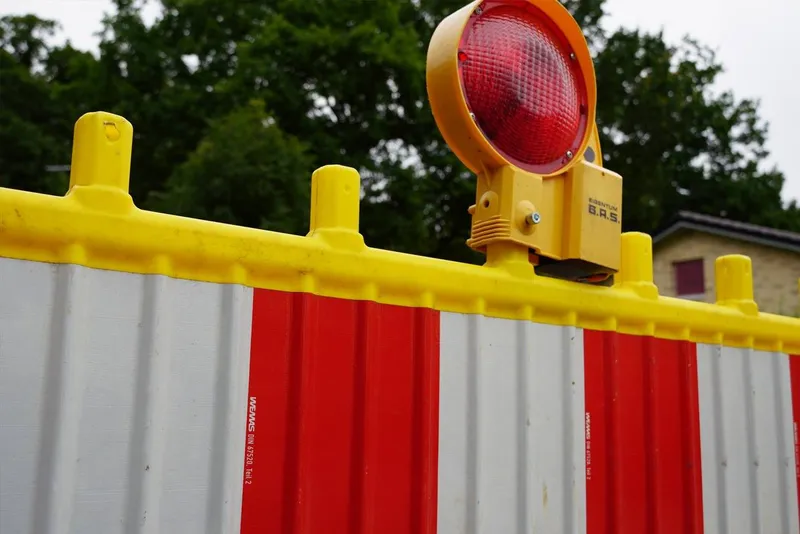 Sperrung in Ripdorfer Straße – Zufahrt zur Ripdorfer Straße über Ilmenauufer