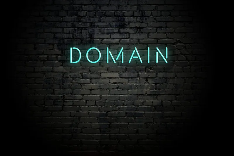Domain kündigen oder verkaufen? So treffen Sie die richtige Entscheidung