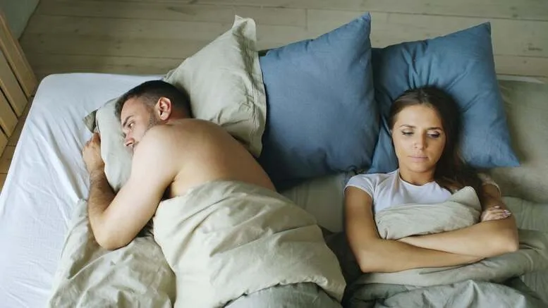 Die Auswirkungen mangelnder Kommunikation auf die sexuelle Gesundheit von Männern