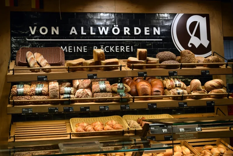 Bäckereicafé Allwörden: Lieblingsplatz für Frühstück, Kaffee und ofenfrische Backwaren!