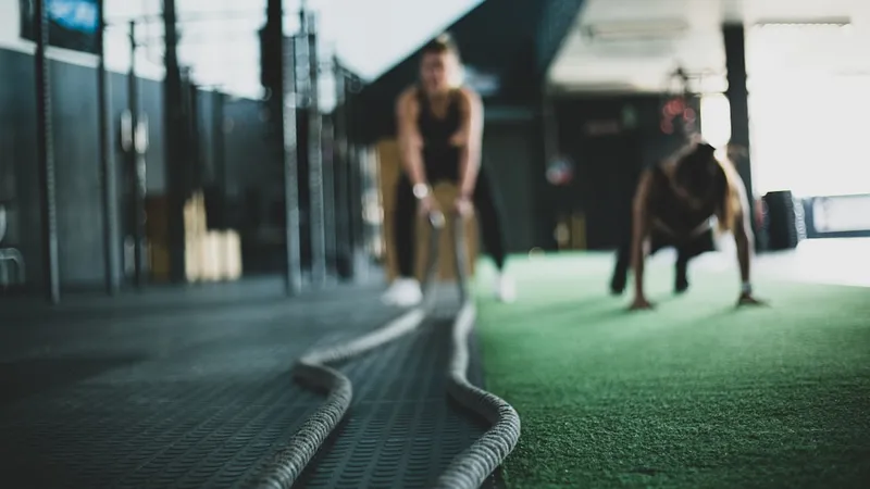 Waarom sporten in een klein groepje wel blijft plakken