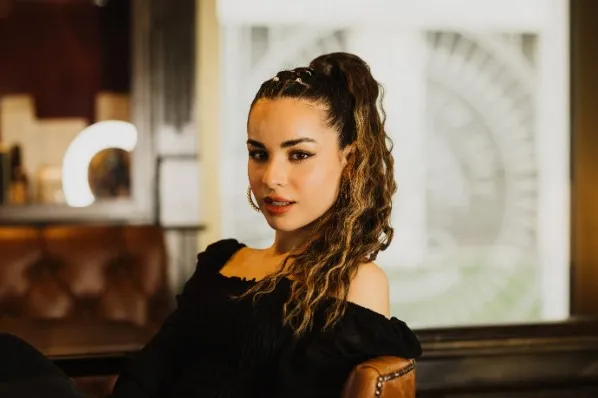 Was modernes Haarstyling über unsere Gesellschaft verrät