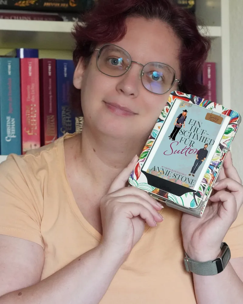Ein Hufschmied für Sutton (Sunshine Ranch 2) von Annie Stone: Warum diese Rückkehr auf die Sunshine Ranch das ultimative Sommer-Feeling bringt (Rezension)