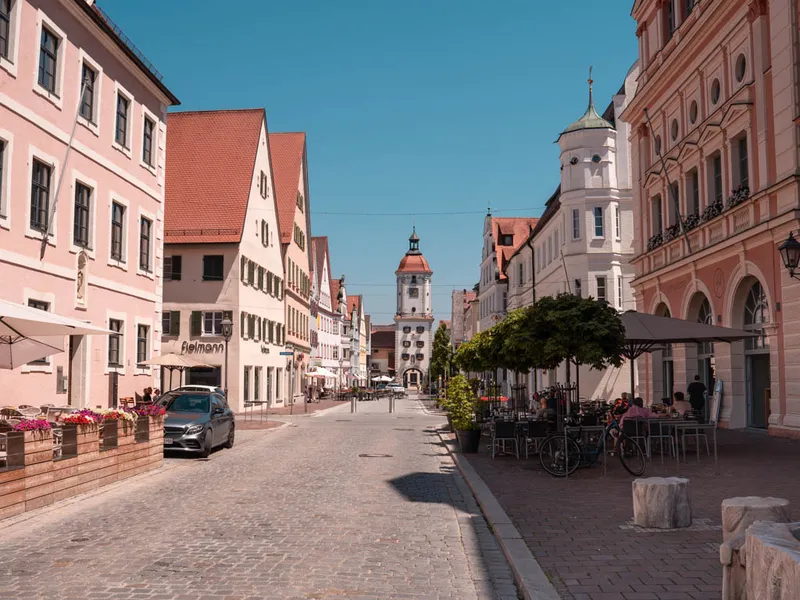 Entdecke die 9 schönsten Dillingen Sehenswürdigkeiten mit uns