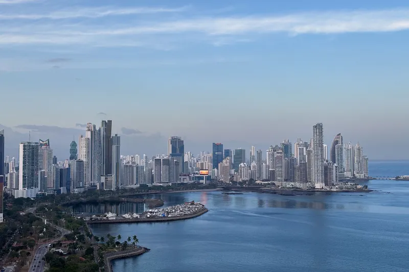 Was Panama-Stadt zwischen Panamakanal & Skyline ausmacht