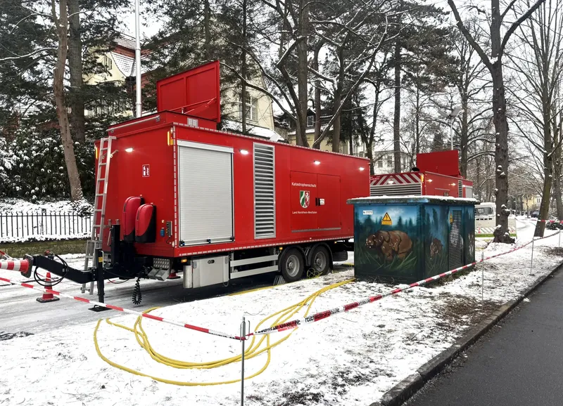 NRW-Hilfe für Berlin: Feuerwehrkräfte aus dem Kreis Steinfurt sichern Stromversorgung in Steglitz-Zehlendorf