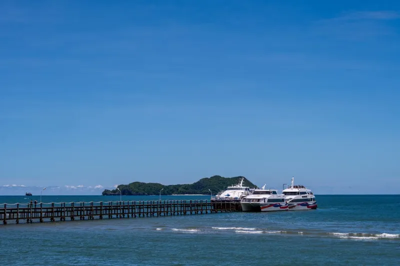 Koh Tao Anreise: Bus, Zug, Flug, Inselhopping — welche Route passt zu dir? (mit Tool)